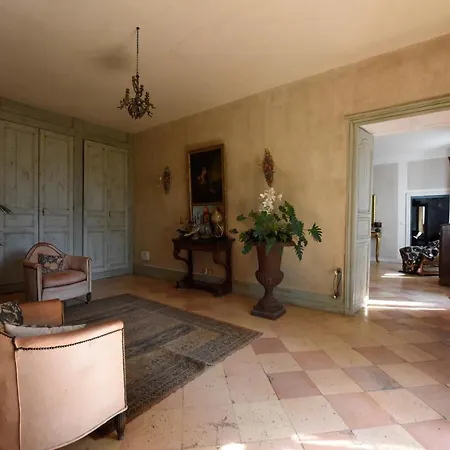 Chateau Du Tasta 2*